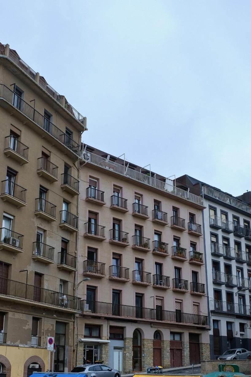 Grosso I Local Rentss Apartment San Sebastian