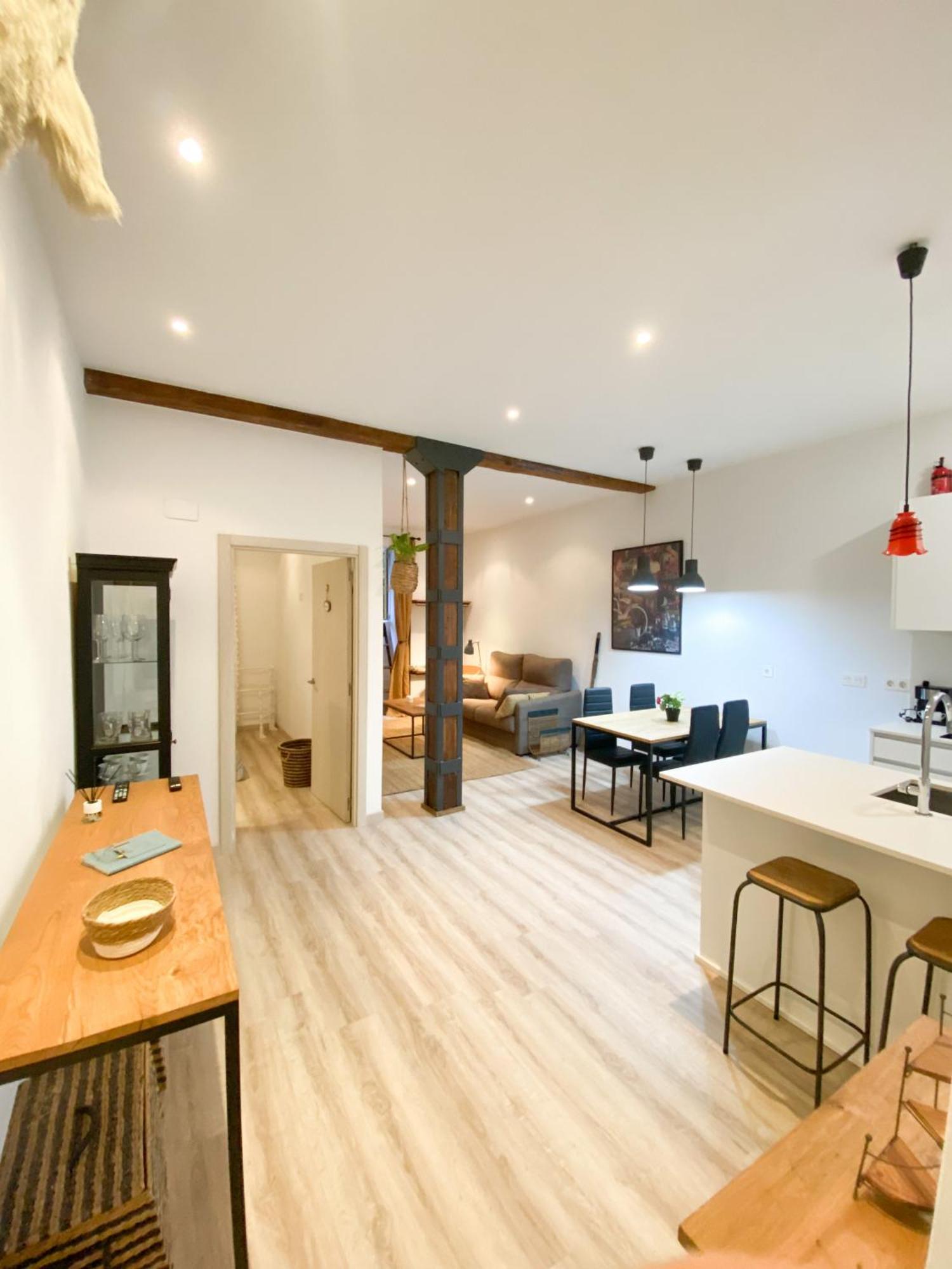 Apartment Grosso I Local Rentss *