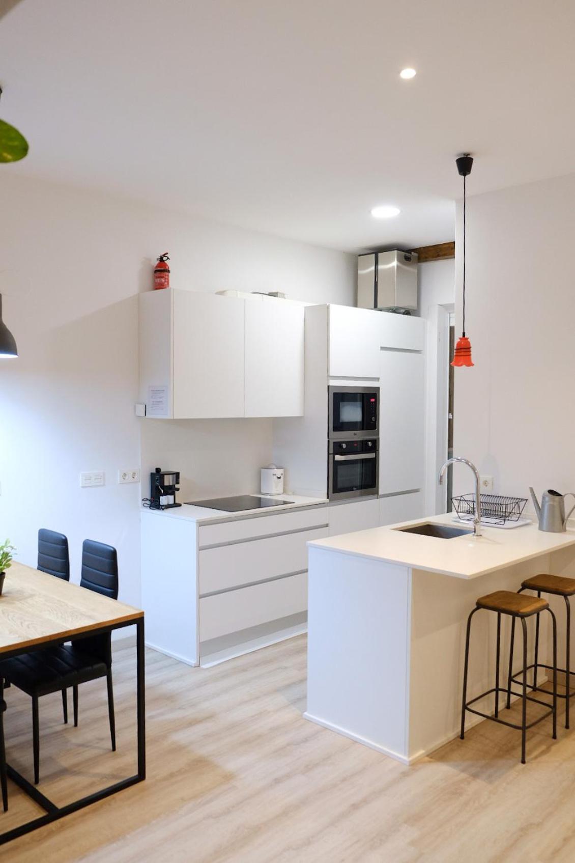 Grosso I Local Rentss Apartment